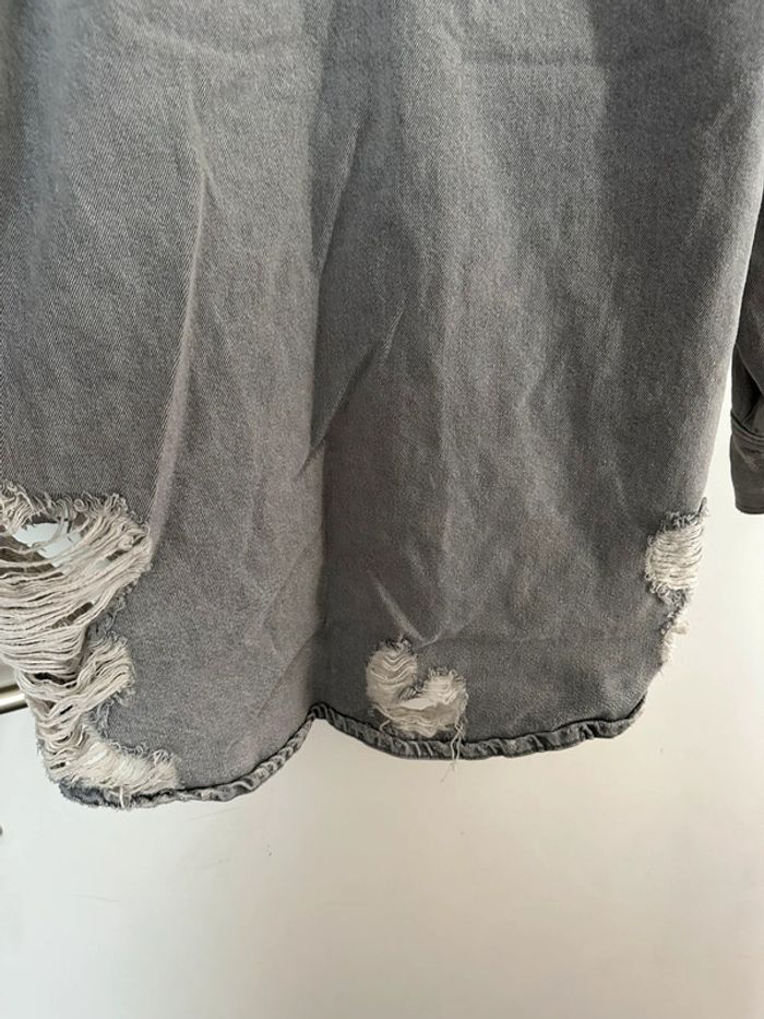 Veste en jean grise à déchirures -Zara - photo numéro 7