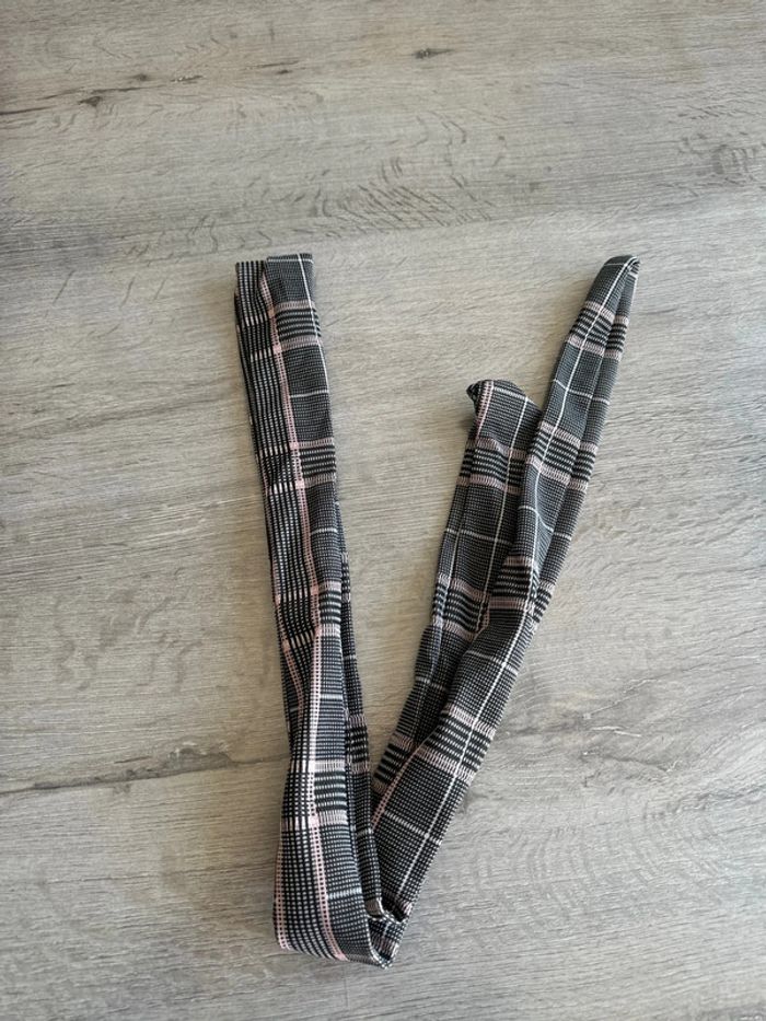 Pantalon S/M neuf - photo numéro 4