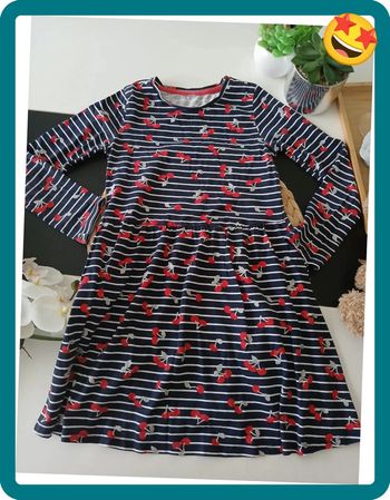Robe à motifs Taille 8 Ans🌿💝