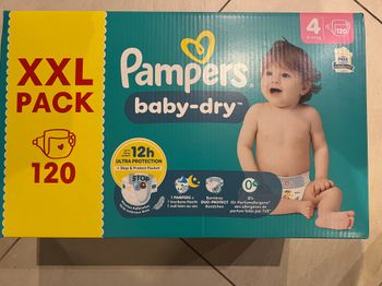 Couches Pampers
