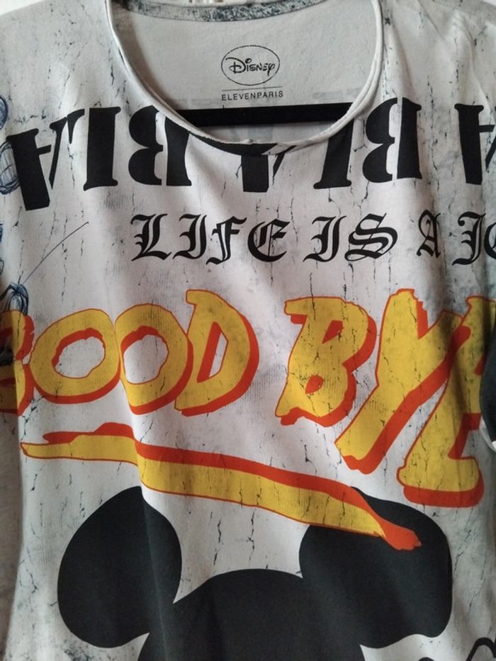 Tee-shirt Disney taille L - photo numéro 2