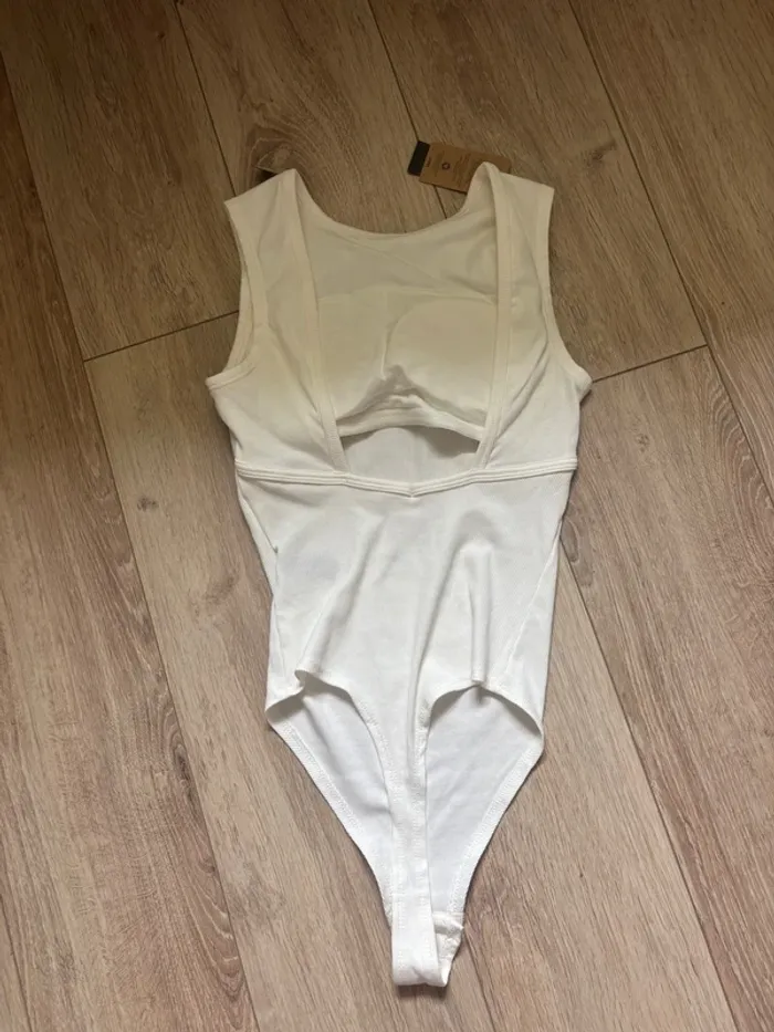 Body string dos nu Undiz taille S - photo numéro 5