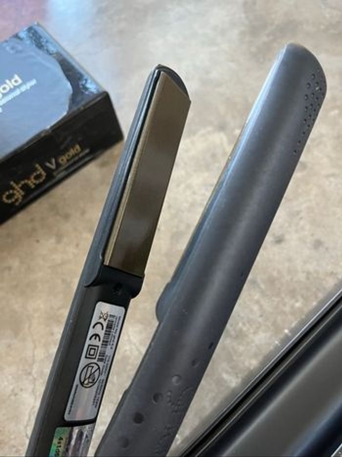 Lisseur ghd V gold NEUF - photo numéro 3