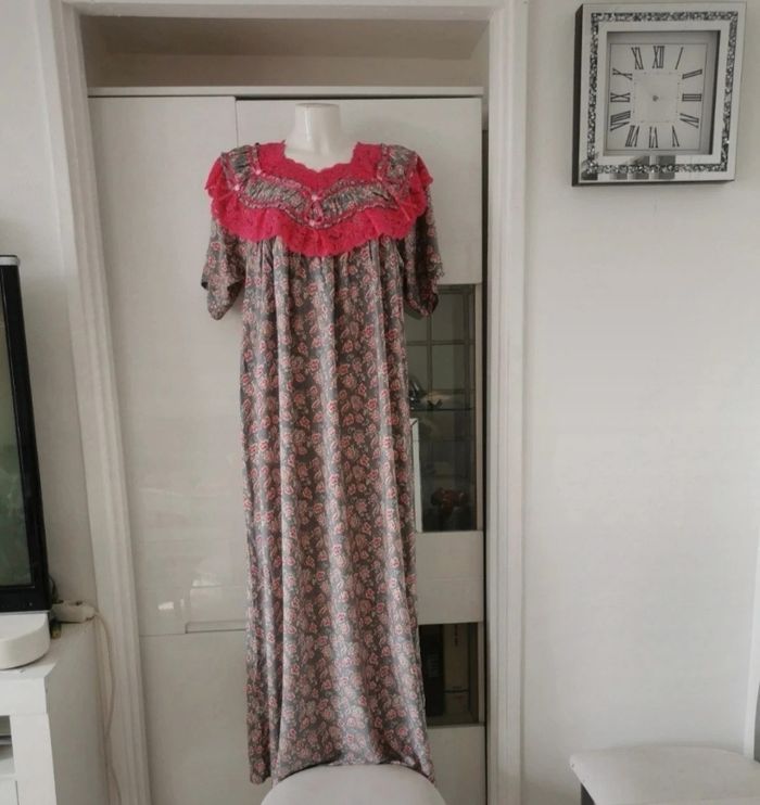 🩶🩷Jolie Robe Oriental Légère Et Fluide 🩶🩷 - photo numéro 3