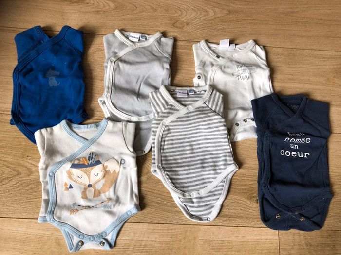 Lot bodies naissance