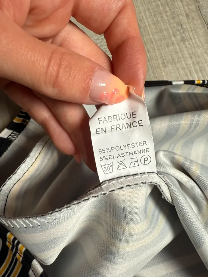 Robe épaule dénudée - photo numéro 12