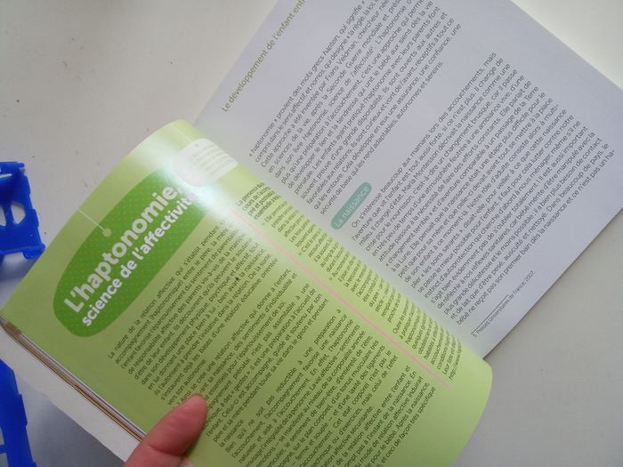 Livre édition Eyrolles, pédagogie Montessori de la naissance à 3 ans, apprends moi à être moi même, accompagnement parentalité, puériculture - photo numéro 2
