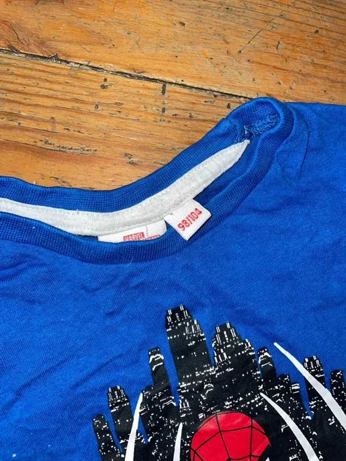 Tee shirt Spiderman 3/4 ans 98/104cm - photo numéro 2