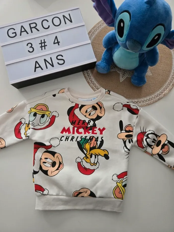 Pull de Noël mickey 3/4ans
