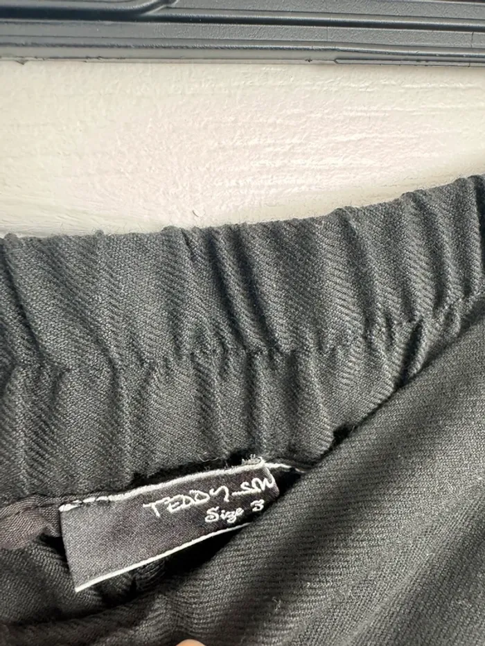 Joli pantalon noir - photo numéro 4