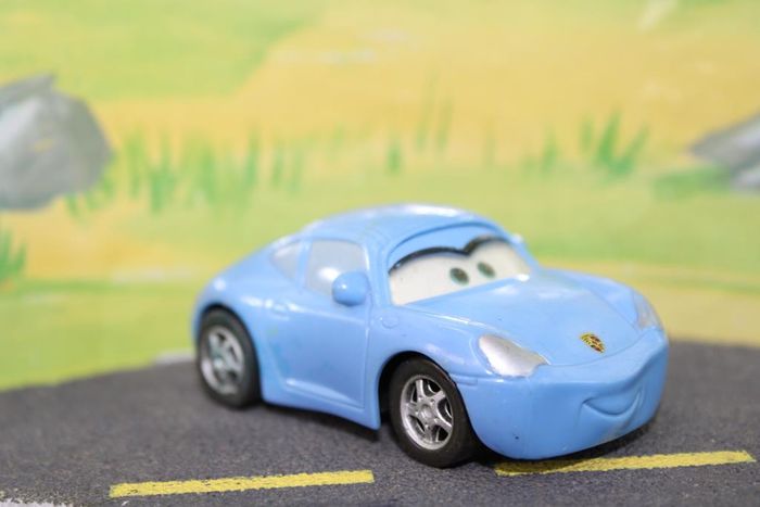 Disney Pixar cars Sally Carrera - photo numéro 7