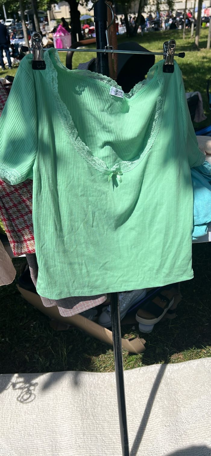 T-shirt