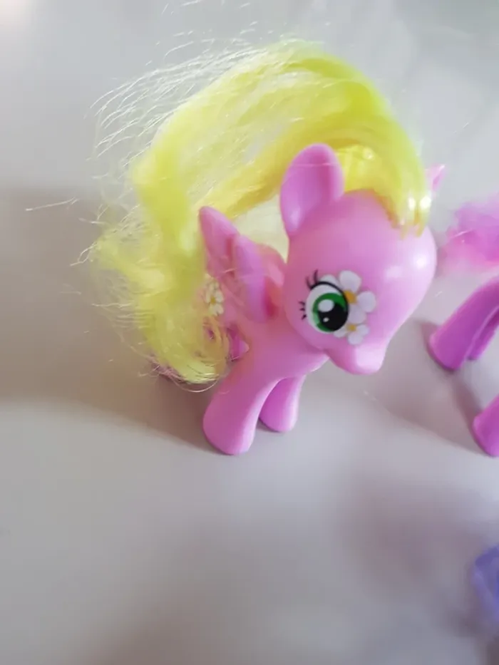 Lot 3 My Little Pony et trône - photo numéro 4