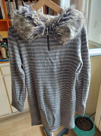 Robe en laine taille 38