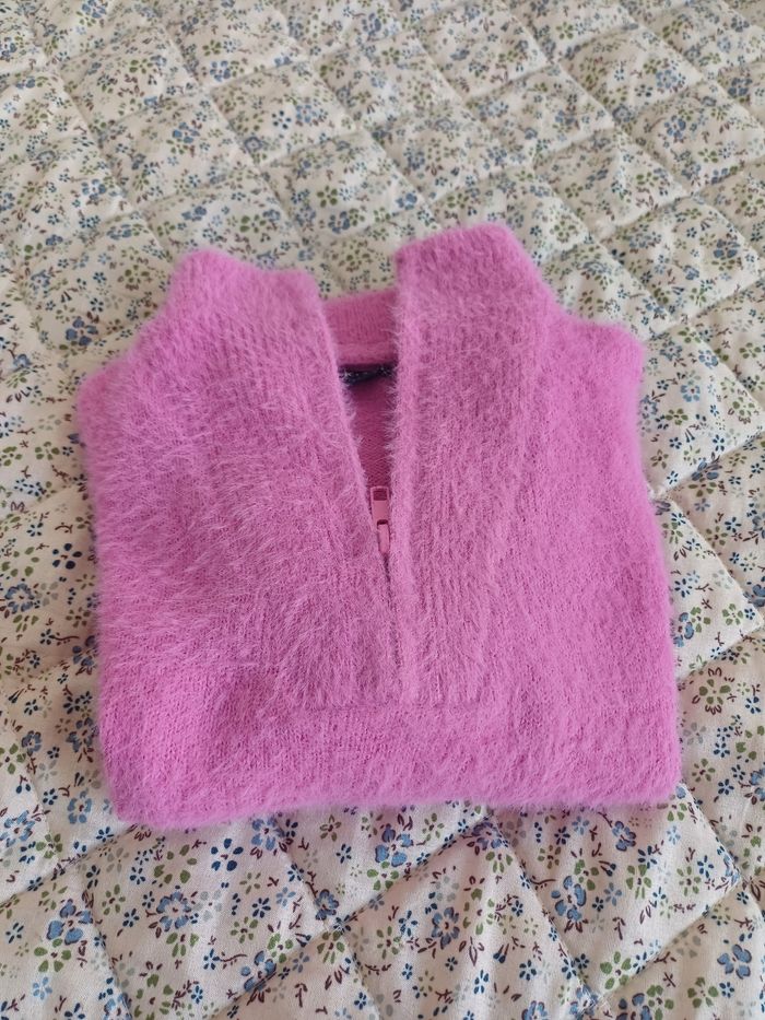 Pull duveteux col montant