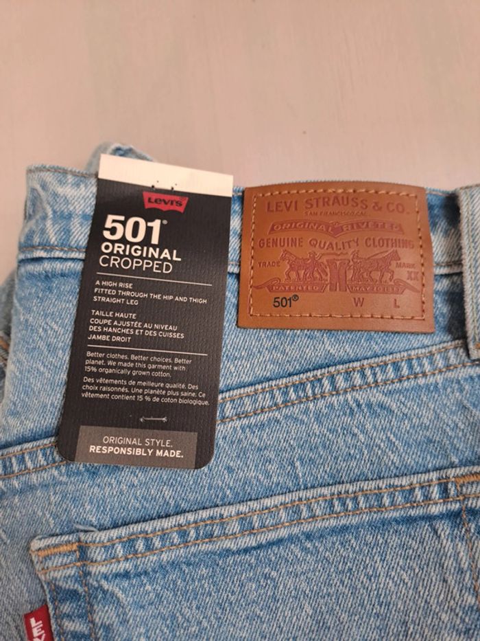 Jeans Levi's 501 Cropped 29x26 neuf - photo numéro 4