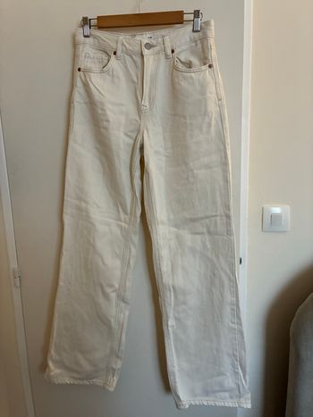 Jean droit taille basse Stradivarius model d92 – Écru – Taille 38