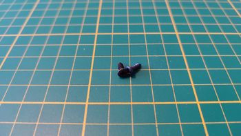 Visserie x2 pièce détachée miniature Bburago Burago Ford Escort RS Cosworth 1/24 1/24e 1/24ème #D38