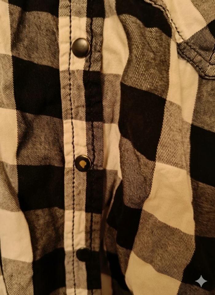 Chemise à Carreaux Bûcheron KIABI Taille S (36/38) - photo numéro 6