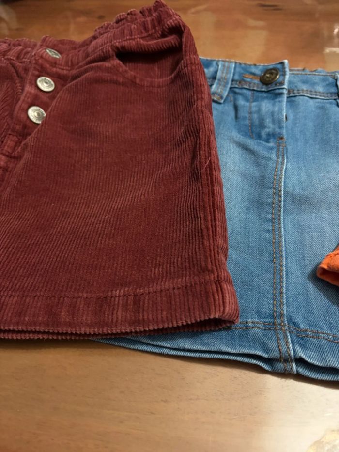 Lot de 3 jupes 4 ans - photo numéro 2