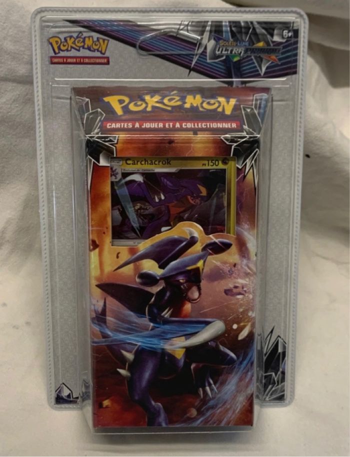 Deck Pokémon S&L Ultra Prisme Carchakrok neuf scellé