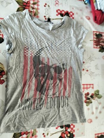 Tshirt gris tête de mort kiabi (12 ans ) 146-152 cm