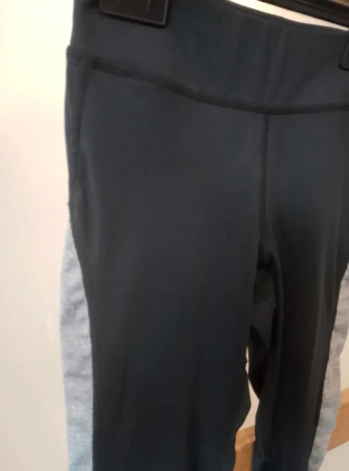Pantalon legging - Sport - Fille 10 ans - photo numéro 2