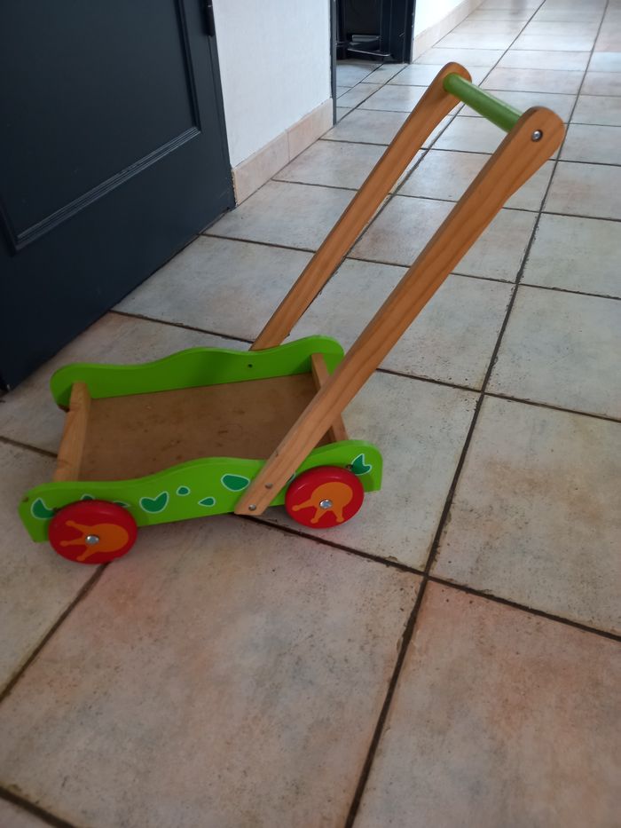 Chariot en bois