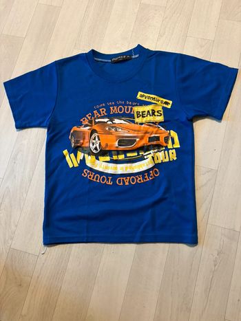 T-shirt 10 ans bleu motif voiture bouloché