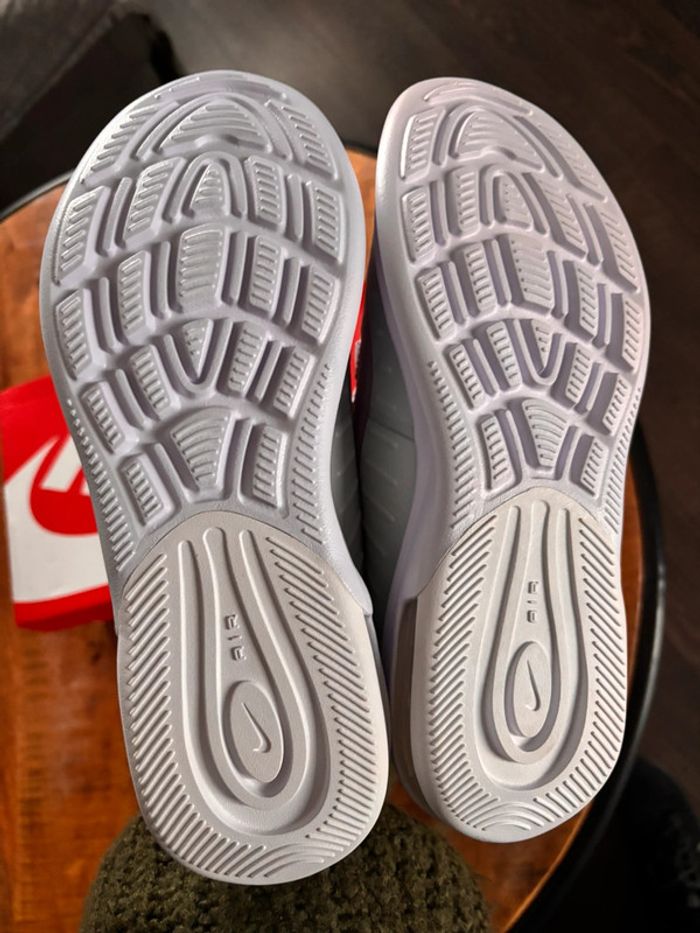 Baskets Air Max. P.38,5 Neuves - photo numéro 7