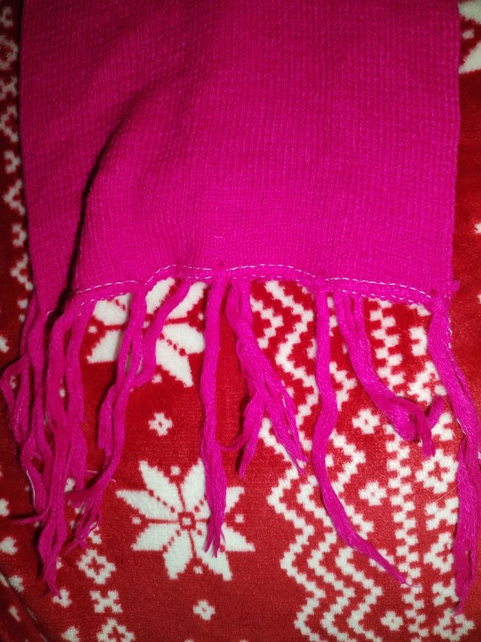 Écharpe bébé ou enfant en très bon état 👌🏻 - photo numéro 2