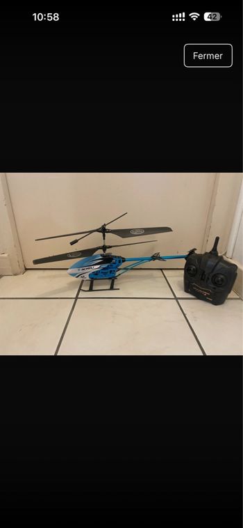 Hélicoptère télécommandé 