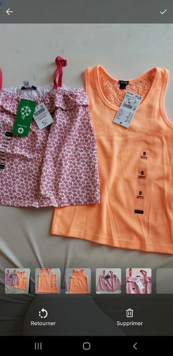 lot 2 débardeurs neuf 5 ans