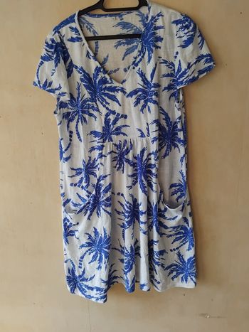 Robe motif  fleur  bleu