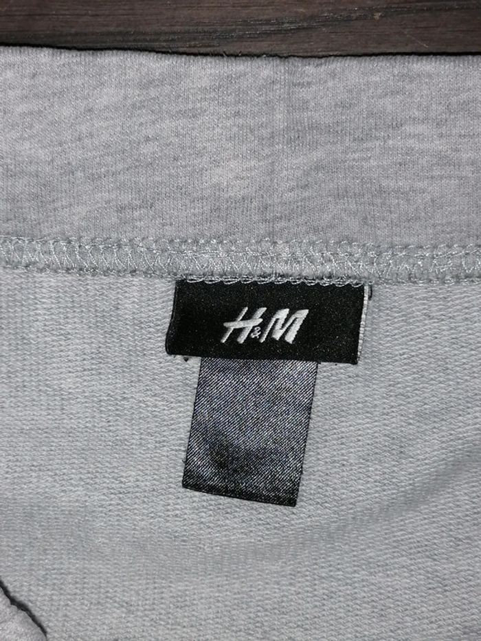 Jupe tee-shirt H&M XS ou 14ans ado - photo numéro 5
