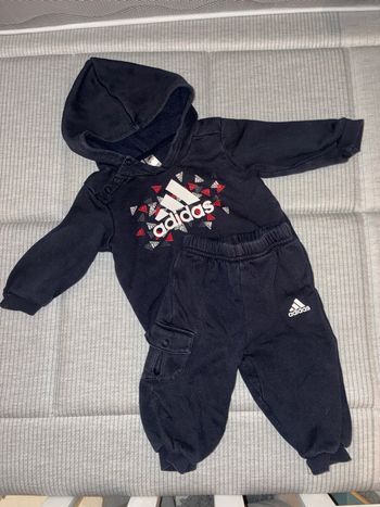 Ensemble adidas
