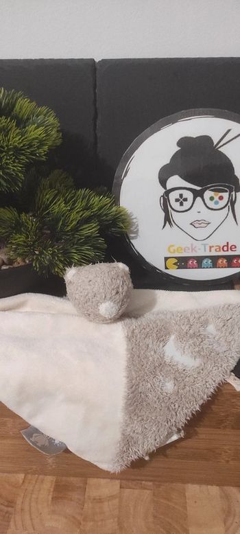 Doudou plat ours blanc écru beige Tonton lune étoile noukie's marmotte Fourrure