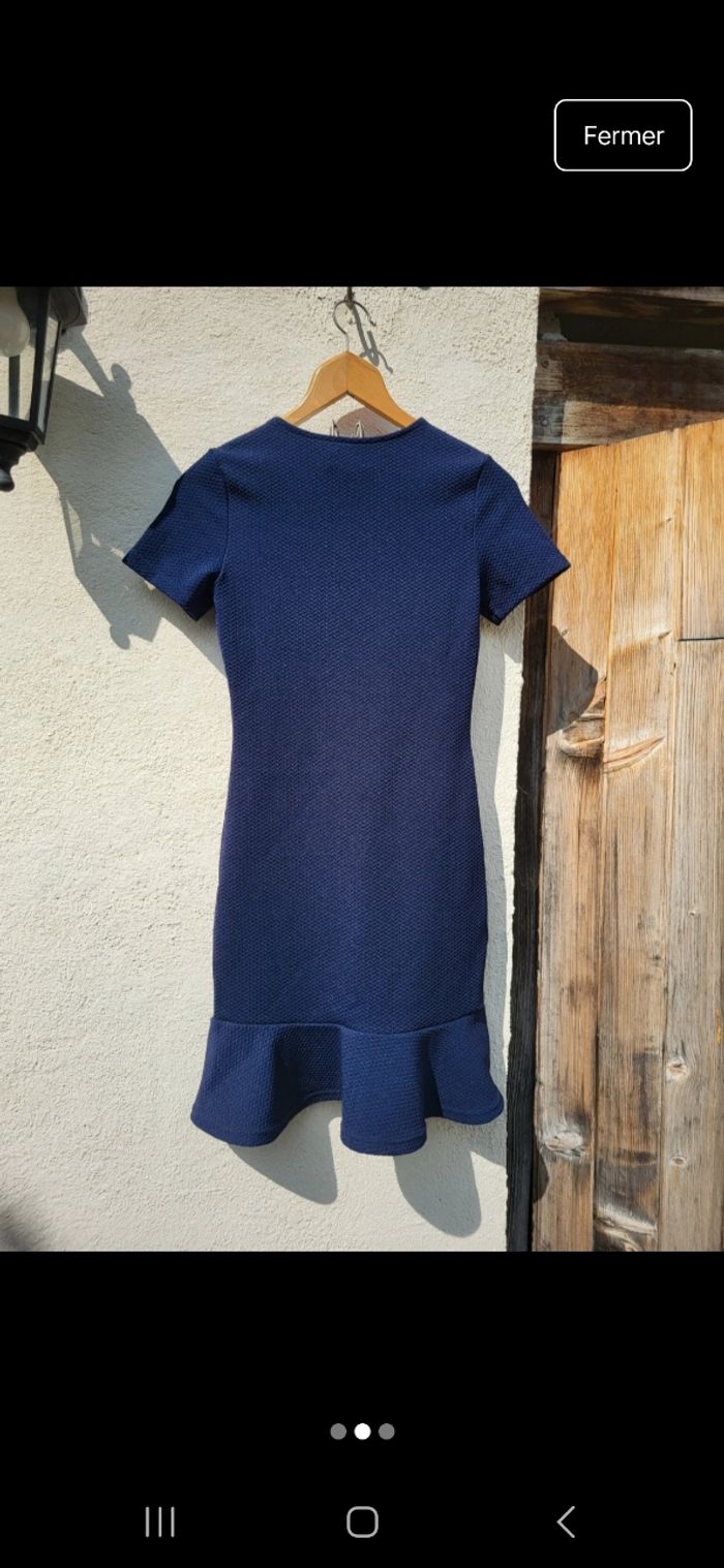 Robe de soirée moulante bleue marine - photo numéro 2