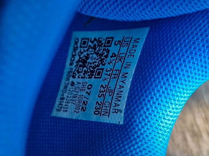 Baskets adidas taille 37 1/3 - photo numéro 12