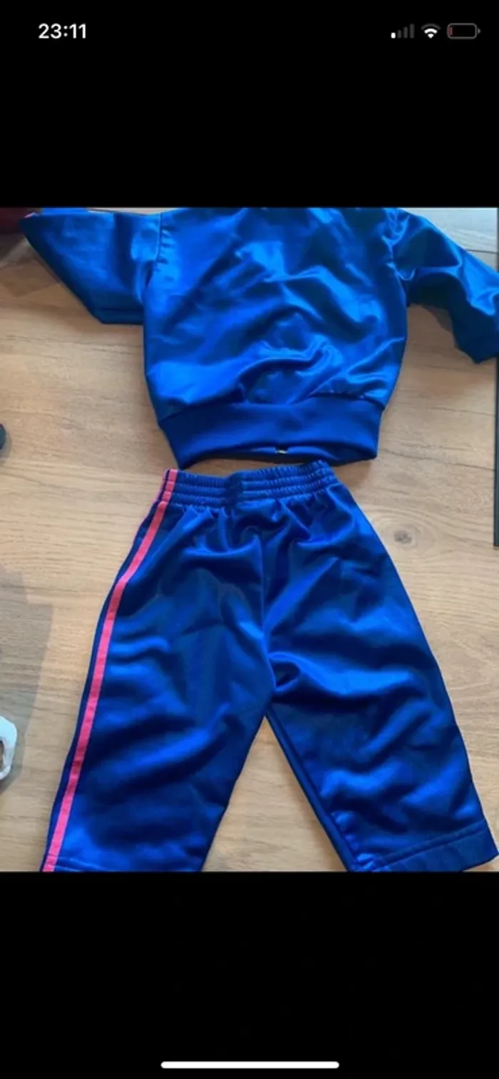 Survêtement adidas taille 6 mois - photo numéro 4