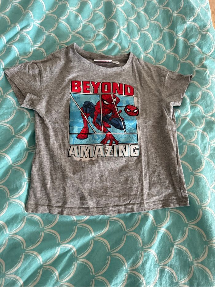 T shirt spider man