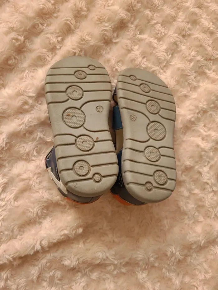 Sandale Charlie & friends taille 27 - photo numéro 4