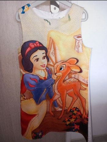 Magnifique robe "blanche neige" 10ans