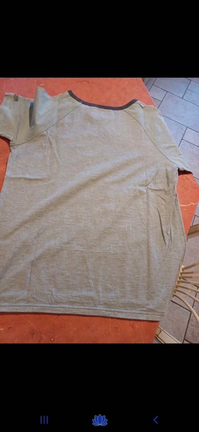 T.shirt homme taille 42 - photo numéro 4