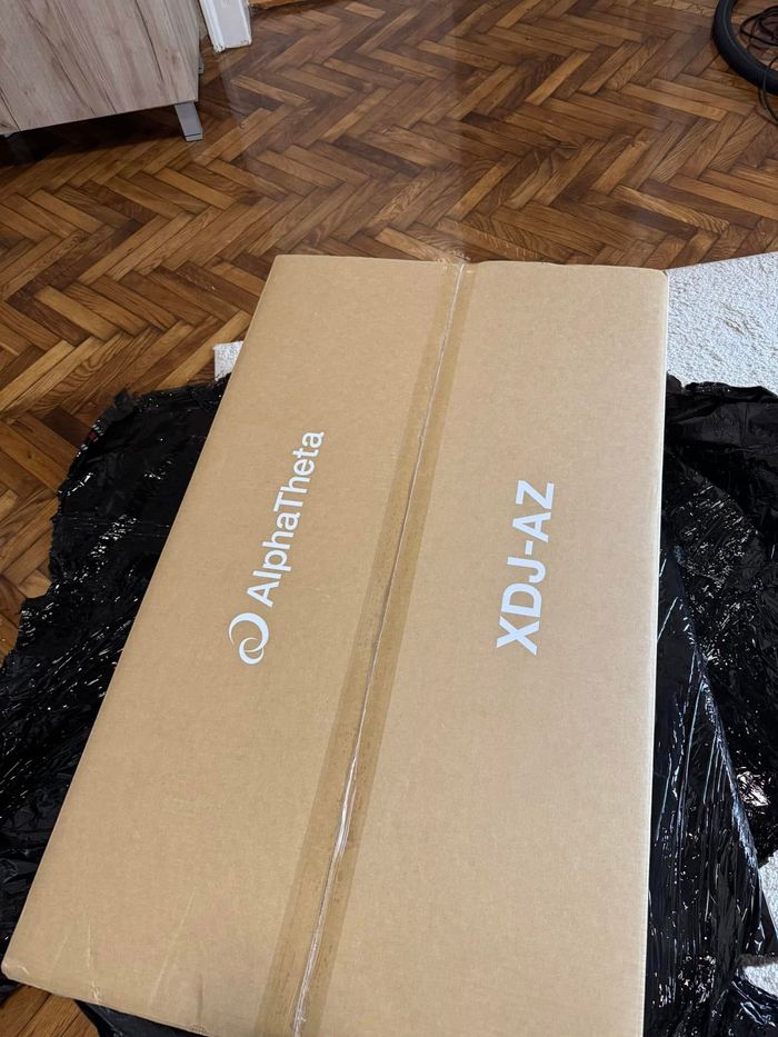 Contrôleur DJ AlphaTheta Pioneer DJ XDJ-AZ Neuf