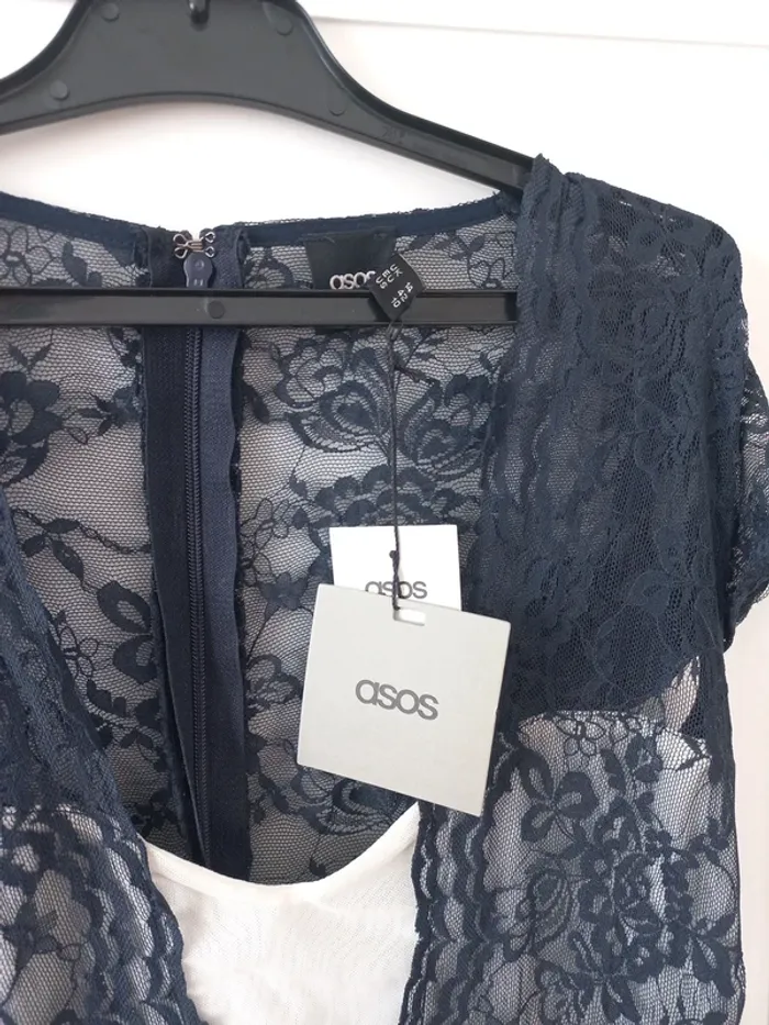 Robe de cérémonie dentelle - photo numéro 3