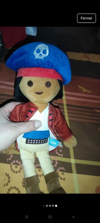 Très belle peluche playmobil lb