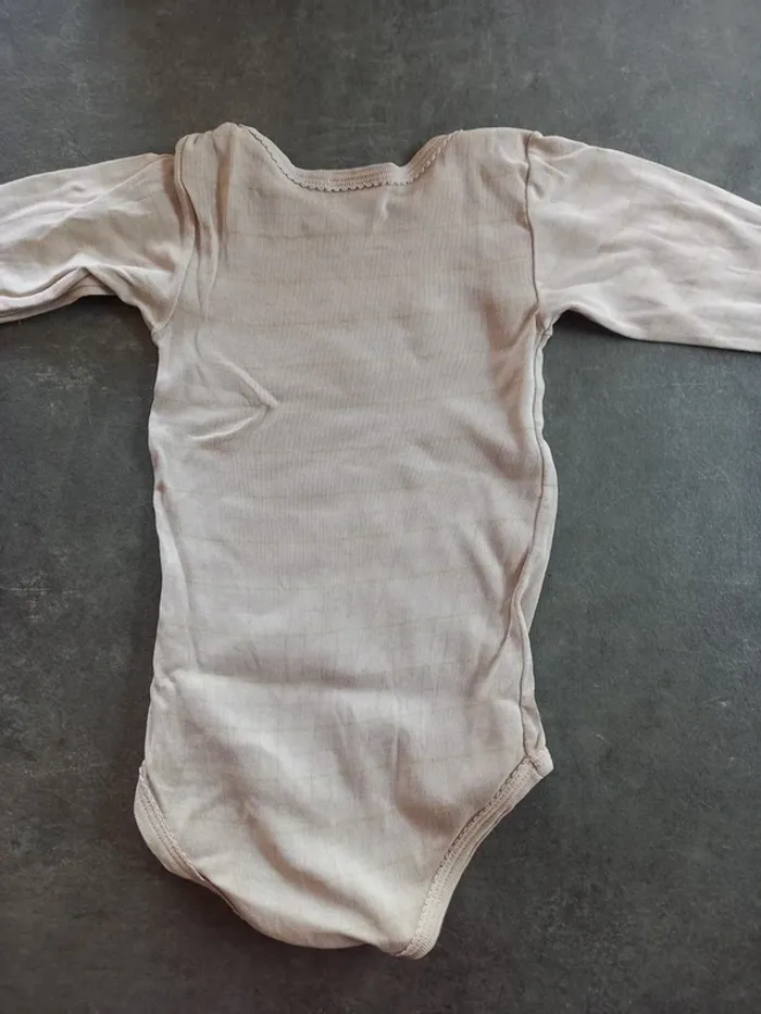 Lot bodies Petit Bateau 24 mois - photo numéro 5