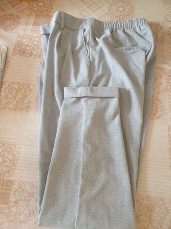 Pantalon marque Bershka taille 36