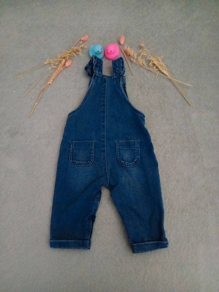 Salopette en jean adorable pour bébé fille - photo numéro 2
